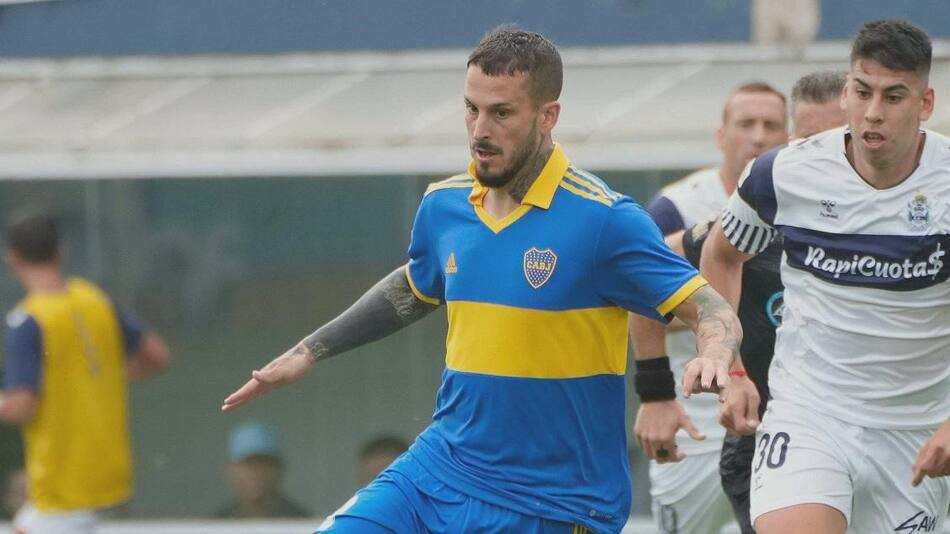 Darío Benedetto; lesión vs. Gimnasia LP. Foto: Twitter @BocaJrsOficial.
